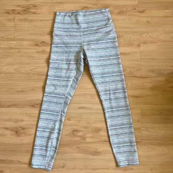 Lululemon High Times Pant-Cyber Stripe White Silver Fox Size 6 - Picture 2 of 8